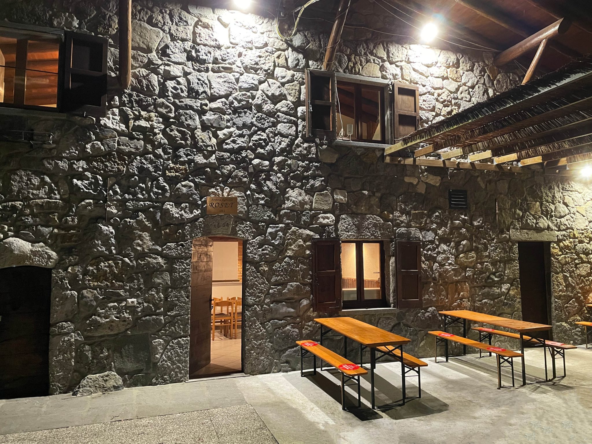 Saletta da affittare per feste - Val Vertova Roset